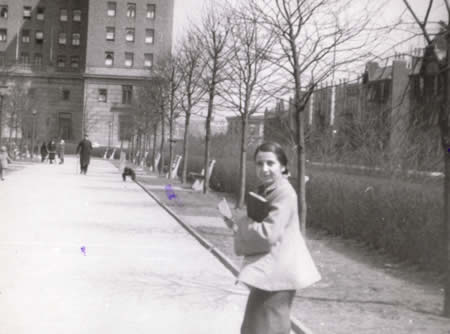 Yolanda estudiante en Nueva York - Poesia Online