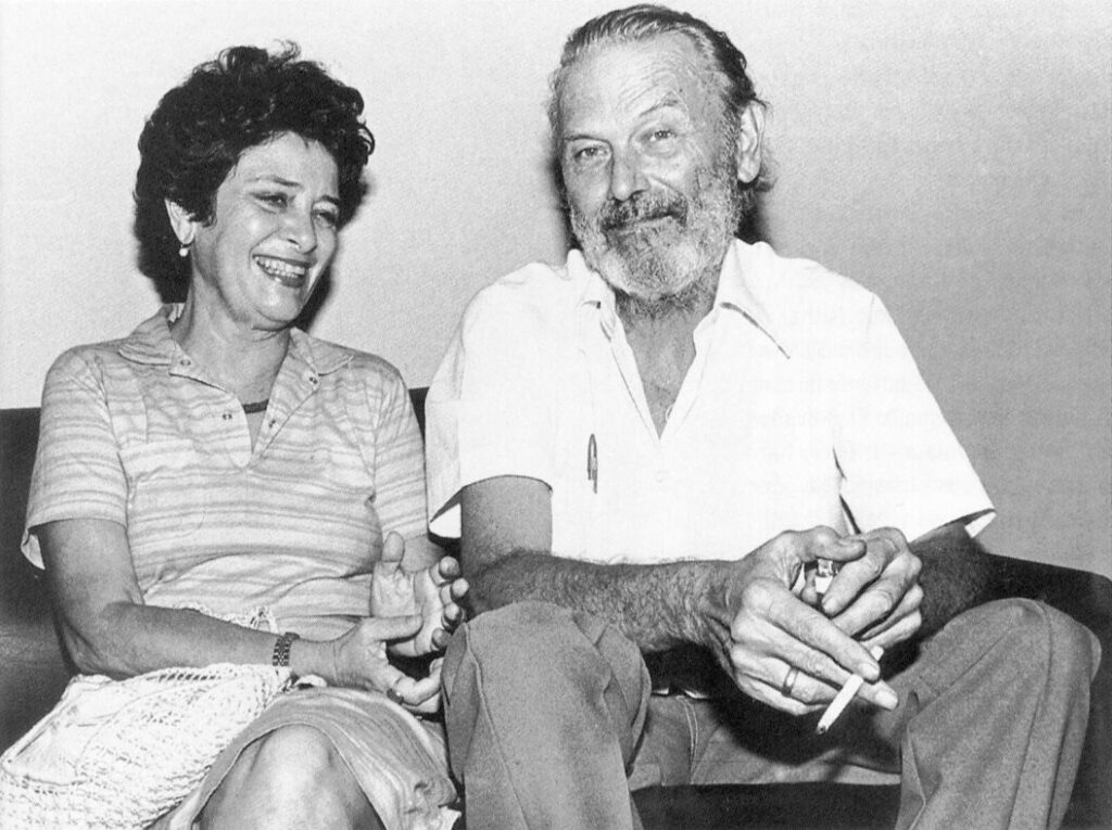 Claribel Alegri­a y su esposo Darwin Bud Flakoll - Poesia Online