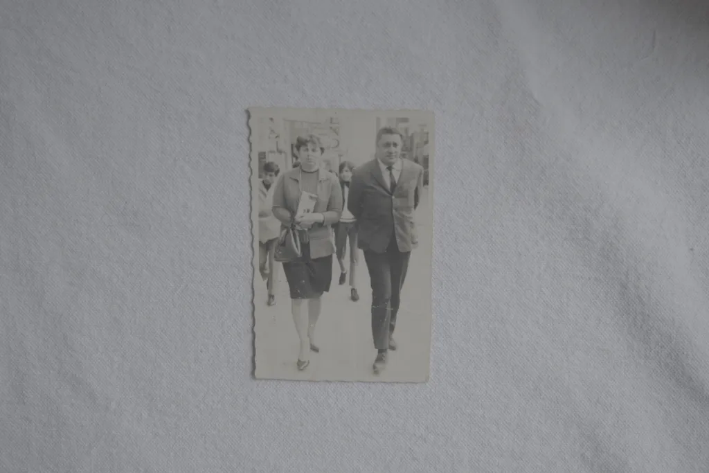 Hector Rojas Herazo y la Nina Rochi Barbosa - Poesia Online